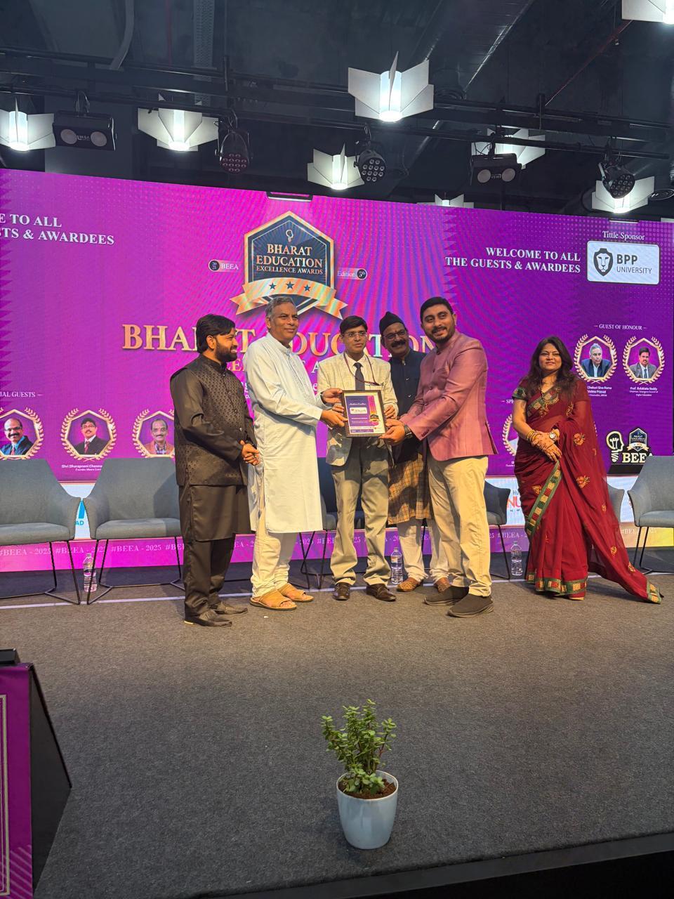 ଭବାନୀପାଟଣା ଲକ୍ଷ୍ମୀ ବିକାଶ ଗ୍ରୁପ ସଦସ୍ୟଙ୍କୁ ଏଜୁକେଶନ ୱାଲଡ ସମ୍ମାନ